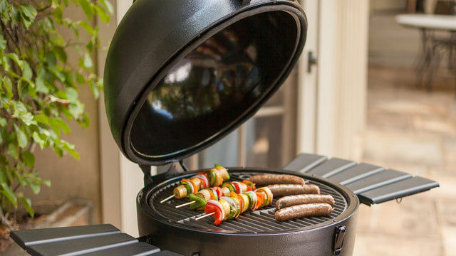 AKORN® Kamado Charcoal Grill, Graphite - Char-Griller